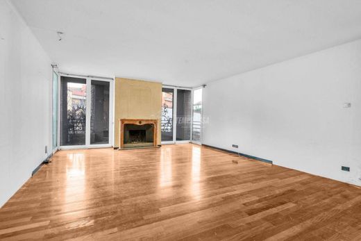 아파트 / 밀라노, Città metropolitana di Milano