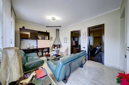 Penthouse Torino, Torino ilçesinde