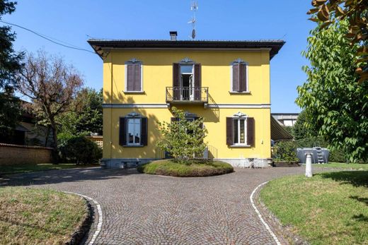 Villa in Carate Brianza, Provincia di Monza e della Brianza
