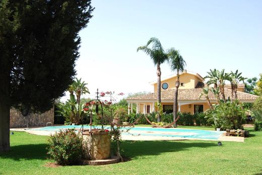 Villa in Syracuse, Sicily