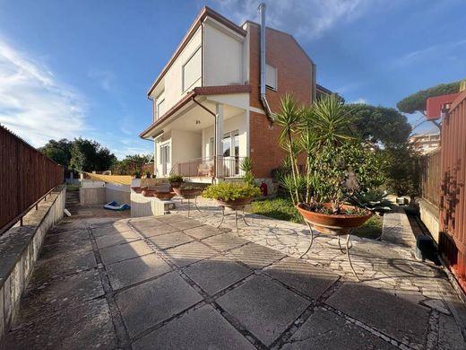 Moradia em banda - Terracina, Provincia di Latina