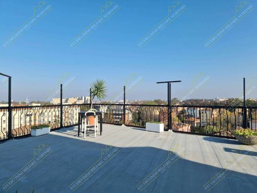 Penthouse in Modena, Provincia di Modena