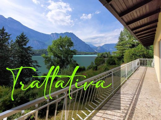 Cavedine, Provincia autonoma di Trentoのヴィラ