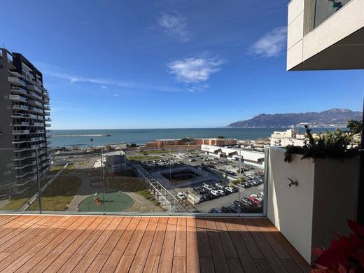 Piso / Apartamento en Salerno, Provincia di Salerno