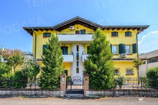 Villa in Casalgrande, Provincia di Reggio Emilia