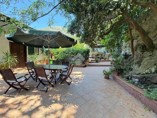Apartment in Vietri sul Mare, Provincia di Salerno