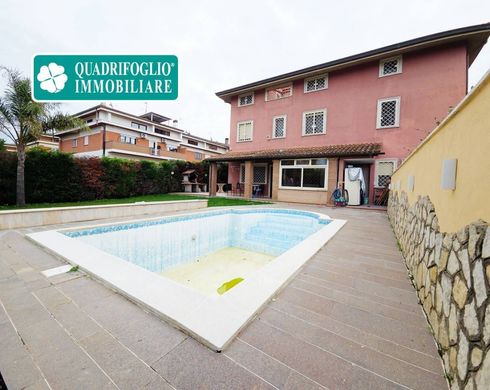 别墅  罗马市, 罗马省