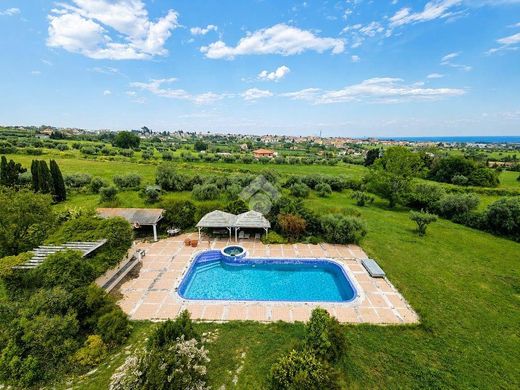 Villa in Giulianova, Provincia di Teramo