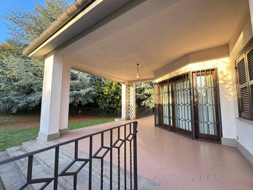 Villa in Ronciglione, Provincia di Viterbo