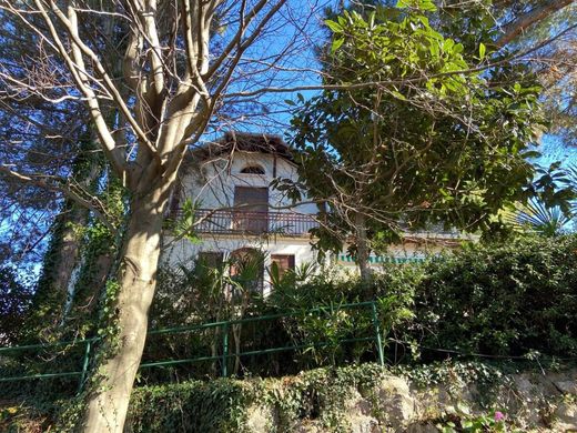 Villa San Fermo della Battaglia, Como ilçesinde