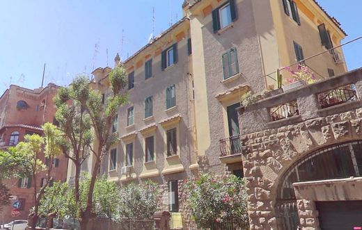 Piso / Apartamento en Roma, Lazio