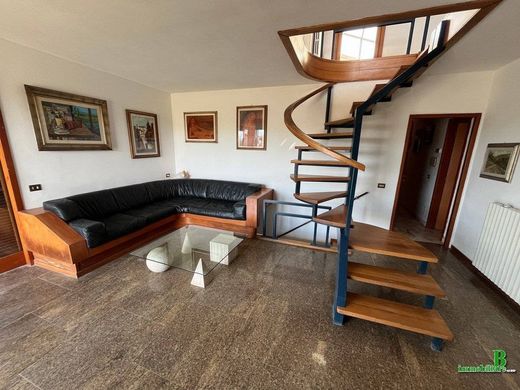 Villa - Camaiore, Provincia di Lucca