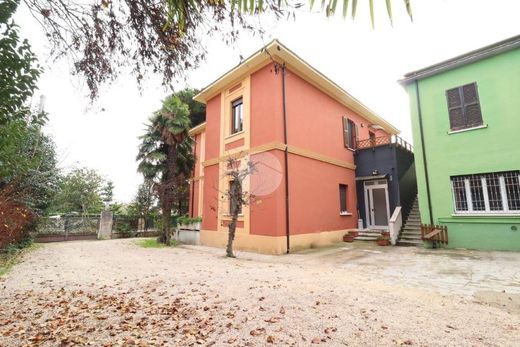 Villa in Pescara, Provincia di Pescara