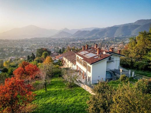 ﻓﻴﻼ ﻓﻲ Ponteranica, Provincia di Bergamo