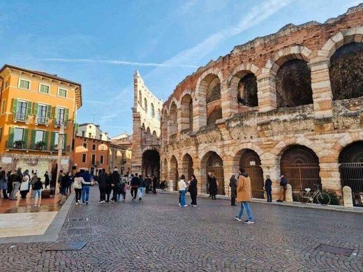 Apartment in Verona, Provincia di Verona