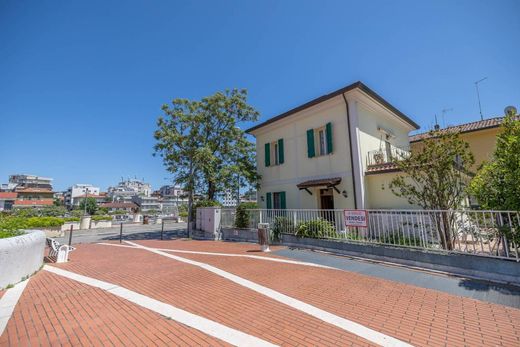 Willa w Cattolica, Provincia di Rimini