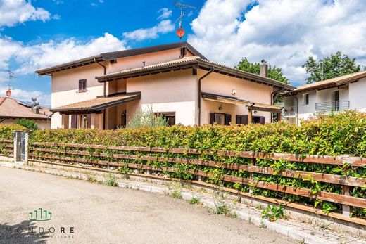 Castiglione dei Pepoli, Bolognaのヴィラ