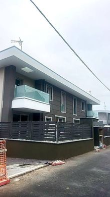 Villa - Paderno Dugnano, Milão