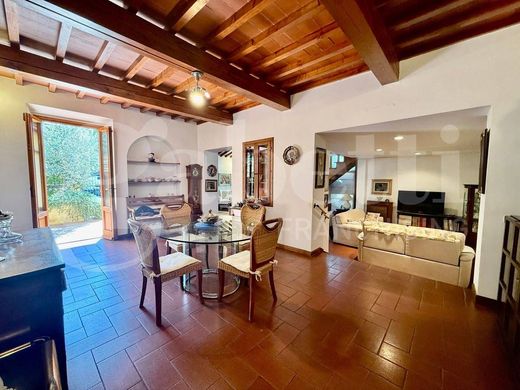 Villa in Sesto Fiorentino, Florence