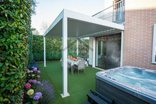 Villa in Bussolengo, Provincia di Verona