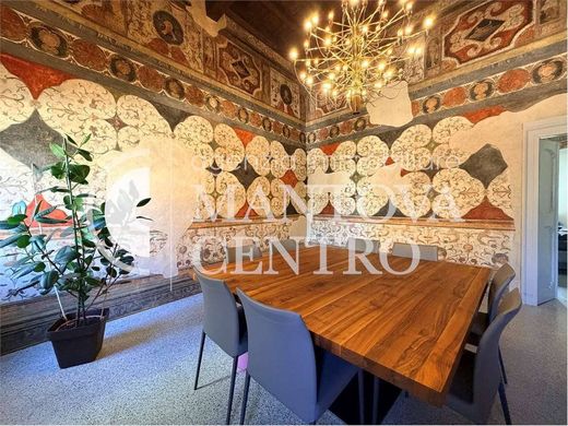 Appartamento a Mantova, Lombardia