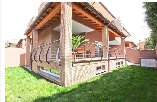 Villa in Rome, Latium