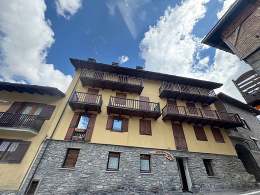 Apartment in La Thuile, Valle d'Aosta