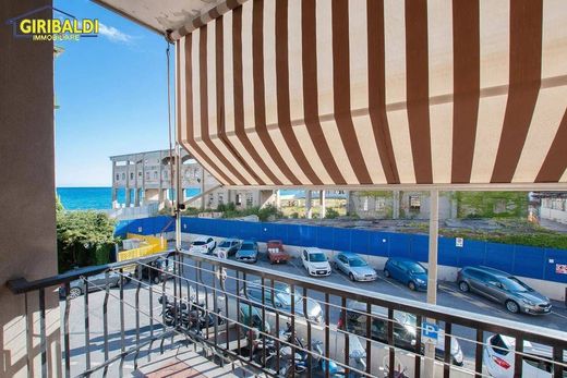 Apartament w Pietra Ligure, Provincia di Savona