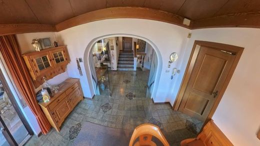 Villa Magrè sulla Strada del Vino, Bolzano ilçesinde