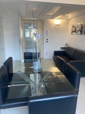 Apartment in Rome, Latium