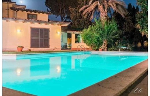 Terraced house in Rome, Latium