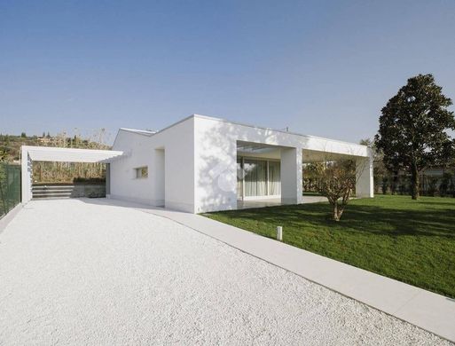 Villa in Bardolino, Provincia di Verona