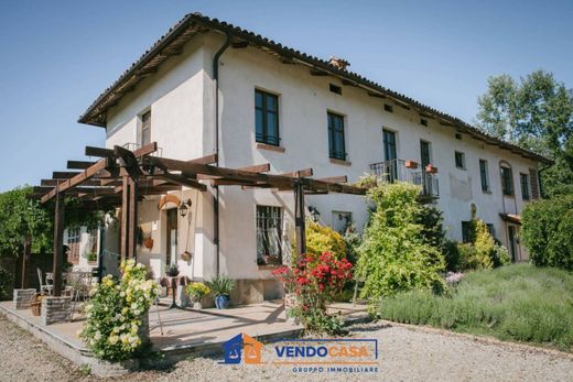 Villa in Castagnole delle Lanze, Provincia di Asti