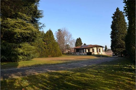 Lurate Caccivio, Provincia di Comoのヴィラ