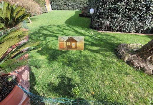 Apartment in Campi Bisenzio, Florence