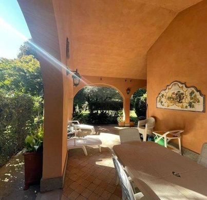Villa in Grottaferrata, Rome
