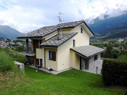 Villa a Ville Sur Sarre, Aosta