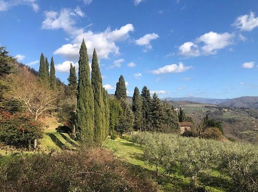 Köy evi Pontassieve, Firenze ilçesinde