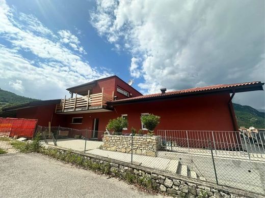 ‏וילה ב  Mori, Provincia autonoma di Trento