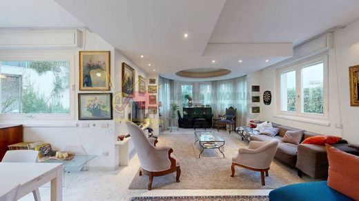 Villa in Segrate, Milan