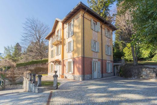 Villa - Varese, Provincia di Varese