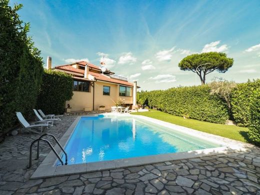 Villa in Formello, Rome