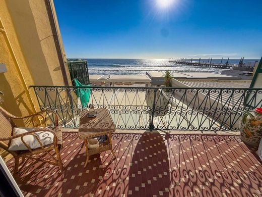 Piso / Apartamento en Alassio, Provincia di Savona