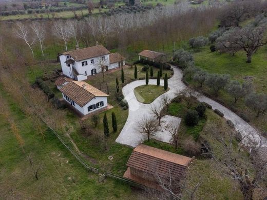Villa in Vitorchiano, Provincia di Viterbo