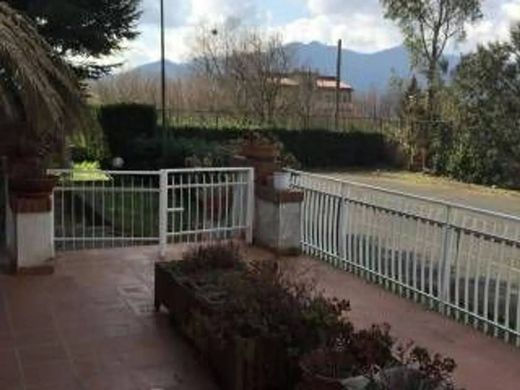 Villa en Fisciano, Provincia di Salerno