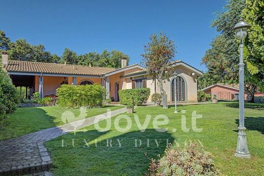 Villa in Rome, Latium