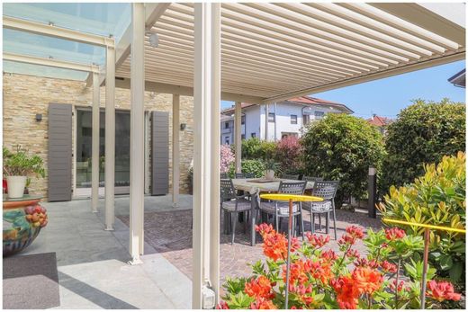 Villa a Rivarolo Canavese, Provincia di Torino