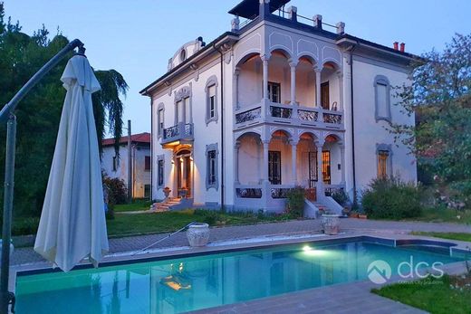 Villa in Mornago, Provincia di Varese