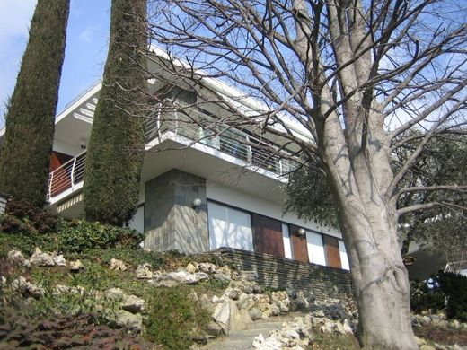 Βίλα σε Pinerolo, Torino