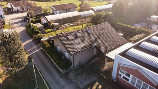Villa in Casatenovo, Provincia di Lecco